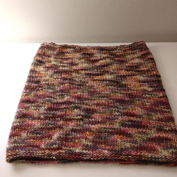 SCARF_Handmade Knit Short Cowl Neck Infinity Loop Scarf - Picture 2 of 5